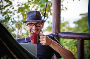 How to Effectively Navigate Your Finances When Retiring Abroad How to Effectively Navigate Your Finances When Retiring Abroad